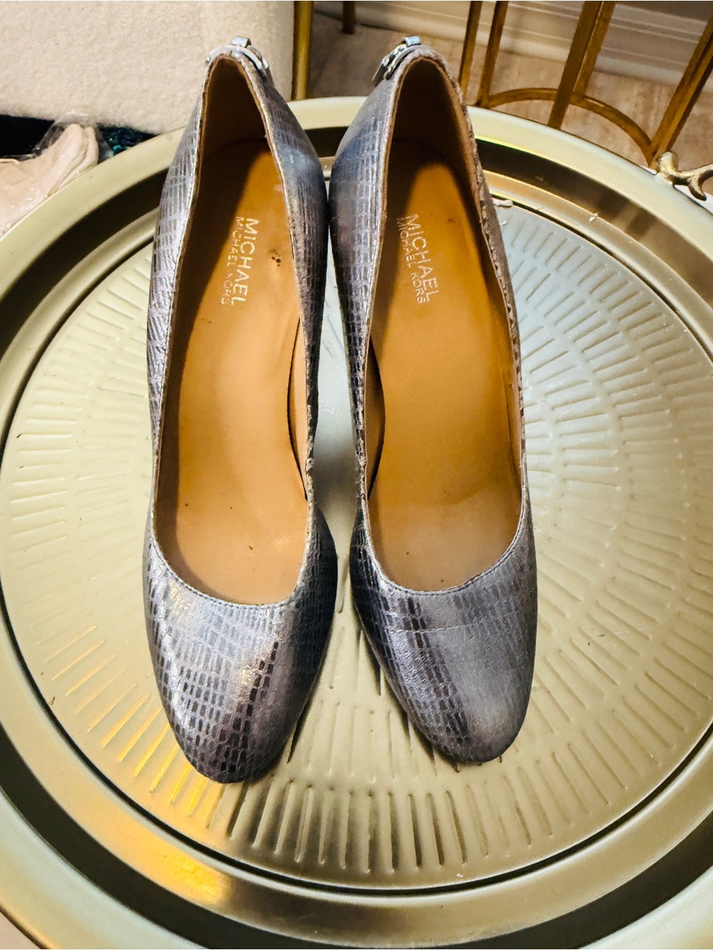 Michael Kors Metallic Silver Textured Pumps